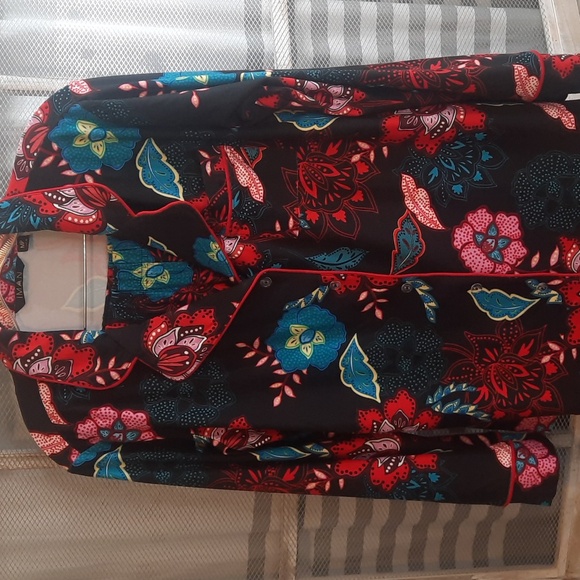 IMAN Other - IMAN Global Chic 2 Pc Floral Print Accents Lounge Wear